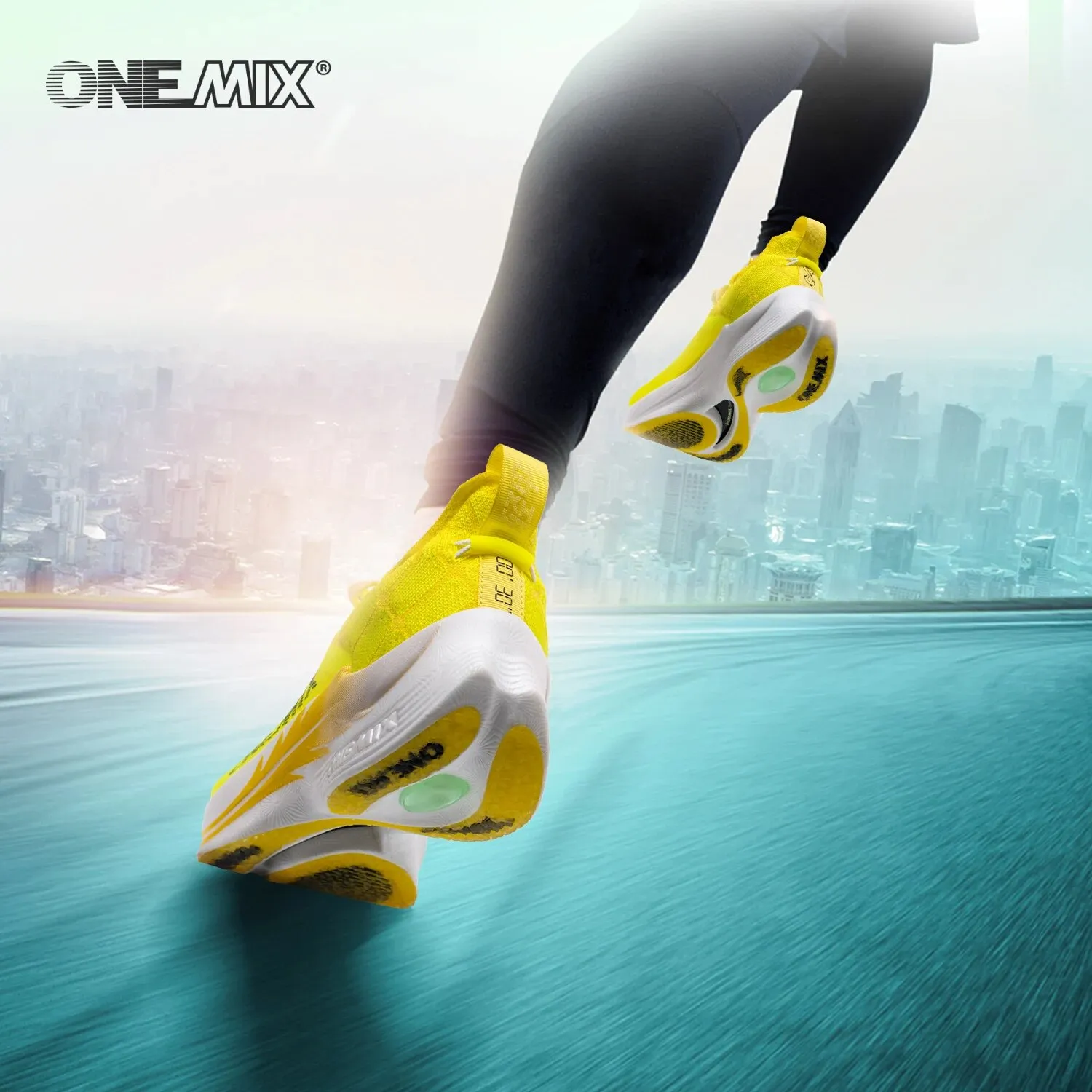 ONEMIX カーボンプレートマラソンランニングレーシングシ - Running Shoe Carbon のレビューと価格