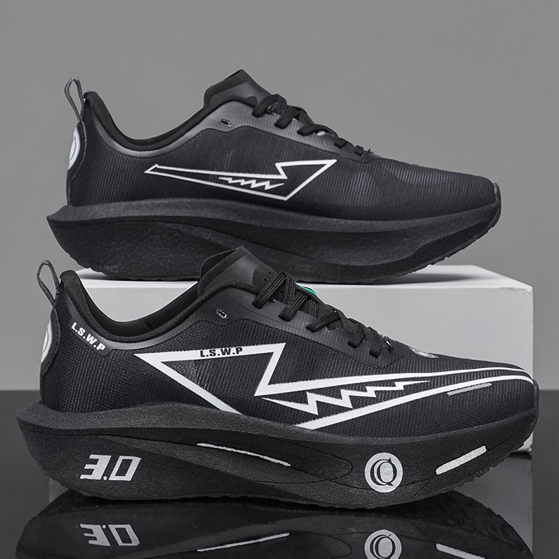 メンズマラソンランニングシューズ カーボンプレート搭載 スポ - Running Shoe Carbon のレビューと価格