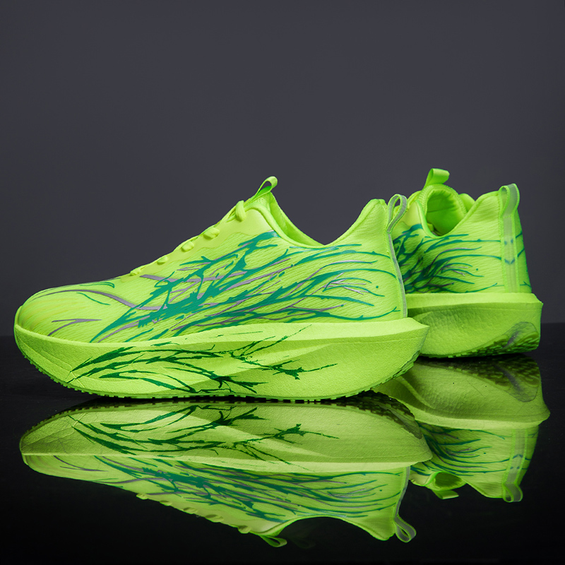 男性用ランニングシューズ カーボンボード マラソン専用 スポ - Running Shoe Carbon のレビューと価格